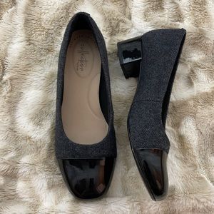 EUC•Collection by Clarks tweed shoes